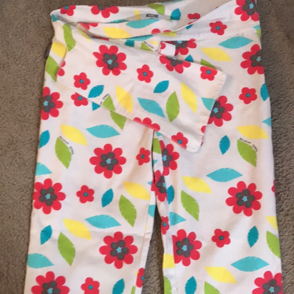 🌸NEW🌸 Moschino Jeans Vintage Flower Power & Leaf Design Print Jeans - Picture 4 of 16